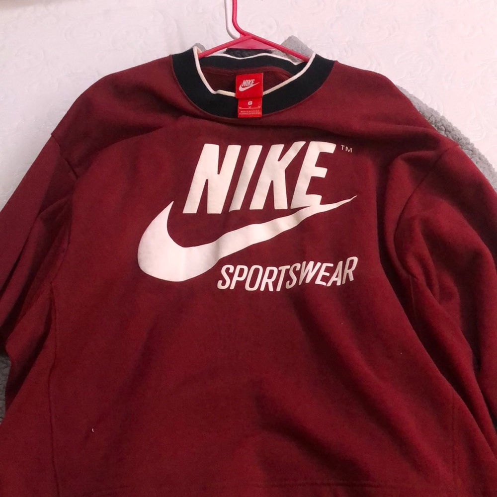 Maroon Nike sportswear sweater || size M